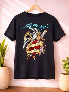 ED HARDY Black Graphic Tee M Eagle Heart Bejeweled Y2K Tattoo Style